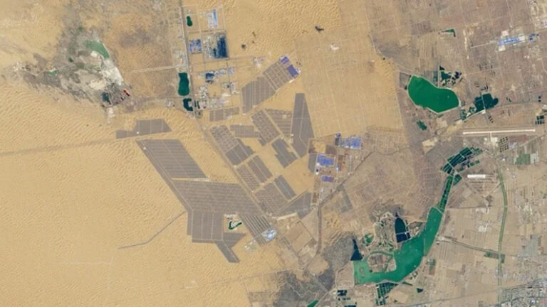 نیروگاه خورشیدی Yanchi Ningxia Solar Park