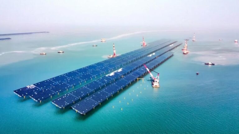 نیروگاه خورشیدی Guohua HG14 Offshore PV Project
